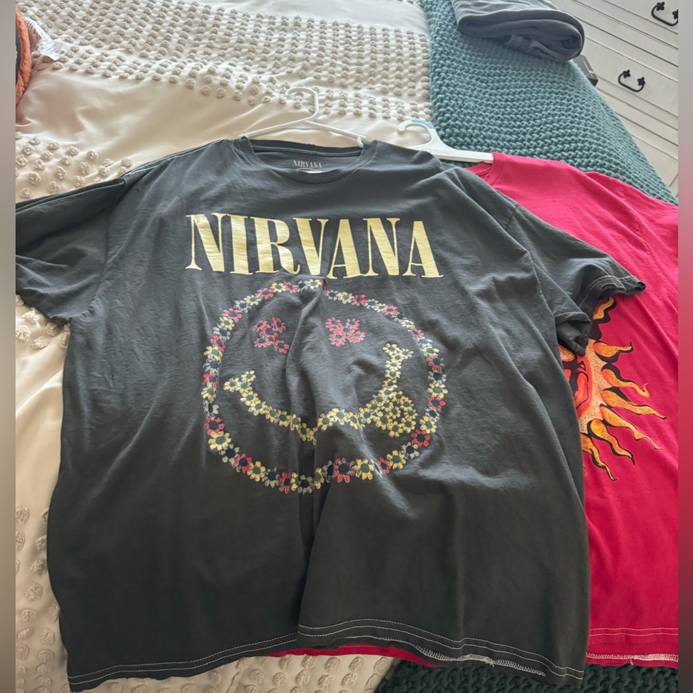 Altar d state band tee